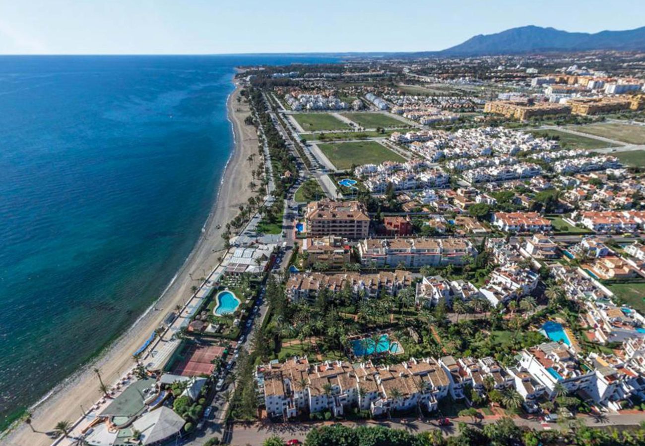 Apartment in San Pedro de Alcántara - 06 - Beachfront Garden apartment Castiglione